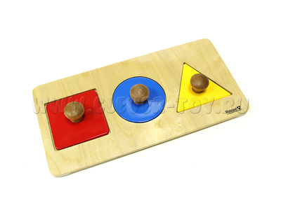 Геометрические пазлы: квадрат, круг, треугольник на подставке Геометрические пазлы: квадрат, круг, треугольник на подставке